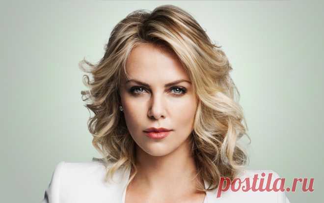 Шарлиз Терон в мини выглядит настоящей роковой красавицей — Страница 3 — Новостной сайт