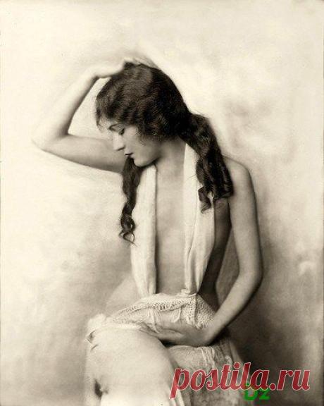 Девушки из варьете Ziegfeld Follies (82 фотографии)
