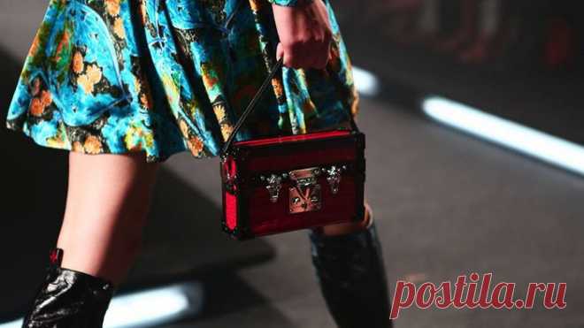 Коллекция prêt-à-porter весна-лето 2015 от LOUIS VUITTON