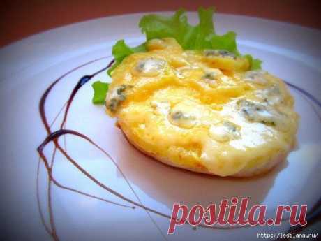 Курица с ананасом под сырной корочкой