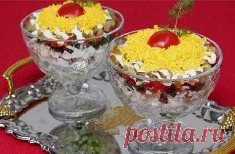 Салат «Шторм» в креманках | ДОМАШНЯЯ ЖИЗНЬ