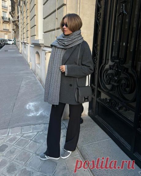 Chunky Knit Scarves Are Now Back For Winter 2023-  Here’s How To Style Them &amp;ndash; Ferbena.com