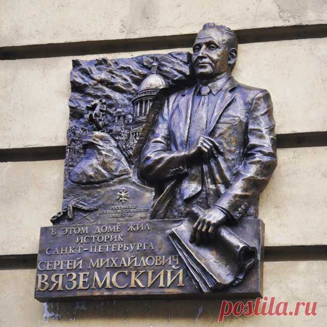 Андрей Коробцов
