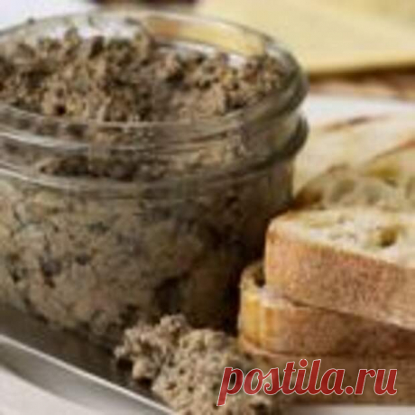 Лучший грибной паштет - Мир кулинарии - медиаплатформа МирТесен Не забудьте купить свежий бородинский хлеб или хрустящий багет, чтобы подать душевную закуску как в лучших домах.Кстати, этот паштет наша любимая Лара Кацова из «Домашней кухни» готовила для харизматичного Сосо Павлиашвили. В качестве благодарности популярный певец исполнил свой хит всех времен и