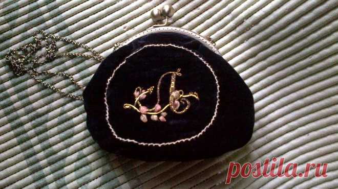 Сумочки ручной работы: Как построить выкройку сумочки с фермуаром