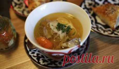 15 блюд узбекской кухни, от которых можно захлебнуться слюной Пряные, насыщенные, горячие и сытные блюда узбекской кухни — еда, которая многим знакома с самого детства. Вряд ли многие назовут больше двух-трех блюд, и это будут, скорее всего, плов, манты или лагм…