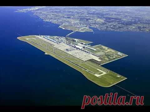 Аэропорт Кансай в Осаке (Япония) построен в море