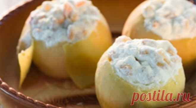 Яблоки, фаршированные творогом и изюмом в мультиварке. Пошаговый рецепт с  на Gastronom.ru