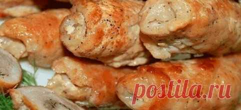 Рулетики из свинины — настоящая вкусная бомба Сочное мясо с ароматом грибов и расплавленным сыром внутри. Очень вкусно!

 
Ингредиенты:

мясо свиное — 500 граммов
шампиньоны — 300 граммов
груша — одна или две штукит
сыр твердый — 150 граммов
лук …