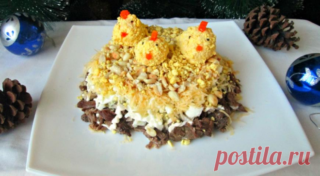 Сытный салат с говядиной и жаренным арахисом, пошаговый рецепт с фото