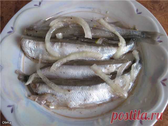 Закусочка из мойвы .
