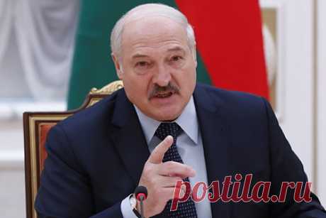 Лукашенко заявил о заинтересованности Польши в конфликте на границе. Президент Белоруссии Александр Лукашенко заявил о заинтересованности Польши в конфликте на границе. «Польше этот конфликт сегодня нужен. Внутренние проблемы, проблем с Европейским союзом больше чем достаточно — и начинается эта толчея и уже стрельба на государственной границе», — сказал он.