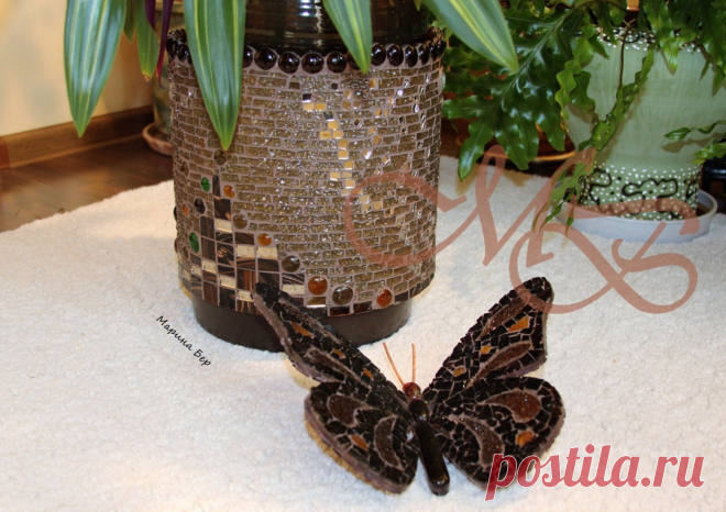 Кашпо из мозаики
#фьюзинг #изделия_из_стекла #декор #fusing #handmade #glass #Марина_Бер #кашпо #подарок #glass_art #поделки_из_мозаики #мозаика #витражное_стекло #работа_на_заказ #ручная_работа #горшок