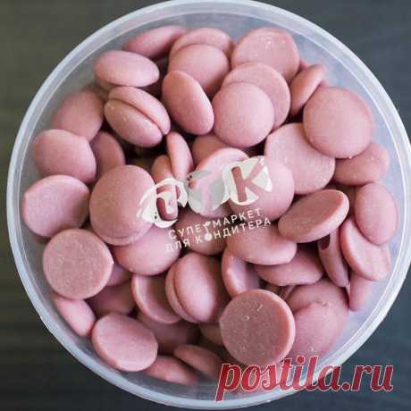 Шоколад CALLEBAUT RUBY CHOCOLATE  / РУБИНОВЫЙ  47.3%  250 гр 
Вес:&nbsp;250 гр
Производитель: Бельгия
Текучесть: 3 капли
Состав: сахар, какао-масло, сухое обезжиренное молоко, цельное сухое молоко, тёртый какао, соевый лецитин, лимонная кислота, натуральный ванильный
