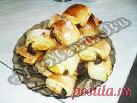 Рулеты с мандаринами и кардамоном Предлагаю рецепт очень вкусных рулетов, которые сохраняют свежесть в течении нескольких дней.
Ингредиенты:
[i][ingr]Для теста: 180 гр.маргарина[/ingr]
[ingr] 100 гр.сахара [/ingr]
[ingr] 2 яйца[/ingr]
[ingr] 0,5 ч. л. кардамон[/ingr]
[ingr] 0,5 ч. л.соды[/ingr]
[ingr] около 1 ст.л уксуса[/ingr]
[ingr] 3 ст.л. густого кефира или жидкой сметаны[/ingr]
[ingr] 0,5 – 1 кг муки[/ingr]
[ingr]Для начинки: 2 мандарина [/ingr]
[ingr] 2 ст.л. сахара[...
