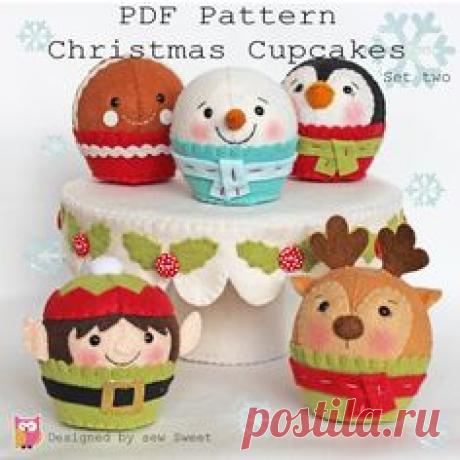 Christmas cupcakes set two PDF pattern