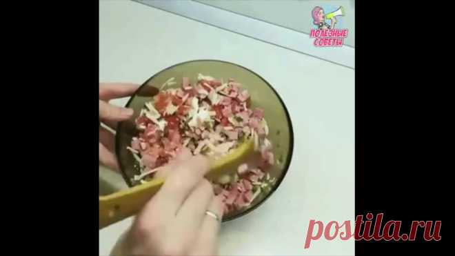 Bкycнeйшиe cлoeнныe лoдoчки c вeтчинoй и cыpом. А Вы бы попробовали?