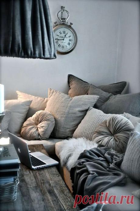 7 правил из мира моды, которые можно применить для гостиной