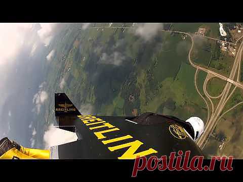 Реактивный человек Ив Росси и B-17
