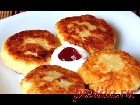 Сырники с творогом. Сырники рецепт. Творожники сырники. Сырники с манкой. Сырники с изюмом.