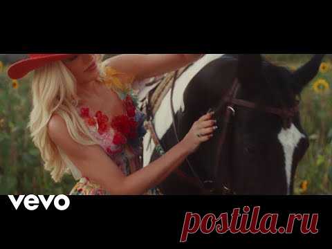 Скачать клип Gwen Stefani - Somebody Else's (2024) бесплатно