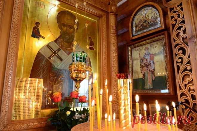 Бабушка в церкви стояла и шептала возле иконы Николая Чудотворца и рассказала мне короткую молитву из одной строки. | Молитвы на каждый день | Яндекс Дзен