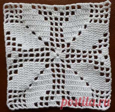 SIZE - 20 x 20 cm The pattern is written in American crochet terms. Pattern contains all instructions, photos, diagram etc. SKILL LEVEL - EASY