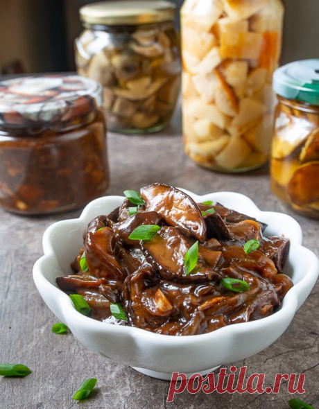 Грибы в азиатском соусе на зиму на Вкусном Блоге Так грибы на зиму вы еще точно не готовили! Эта заготовка не имеет ничего общего с традиционной грибной икрой и грибами в томате. Это был мой эксперимент и он однозначно удался. Такие грибы точно понравятся любителям азиатской кухни. Они приготовлены в кисло-сладком соусе на основе соевого, с небольшой остротой. Вы…