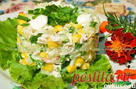 Салат с ананасами и курицей - Простые рецепты Овкусе.ру