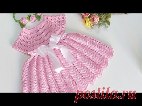 Vestido Evânia em crochê (tamanho 6 a 9 meses)