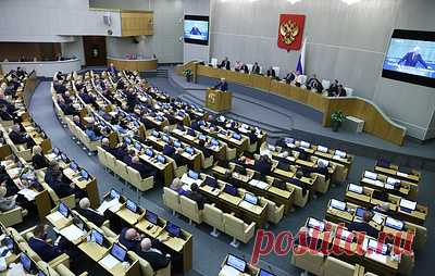 В июне ГД может рассмотреть увеличение штрафов за перевозку детей без автокресел. Законопроект, предполагающий наказание в размере до 200 тыс. рублей, внес на рассмотрение Госдумы председатель комитета Совфеда по экономической политике Андрей Кутепов