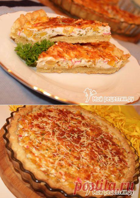 Рецепт: Песочный пирог с крабовыми палочками.