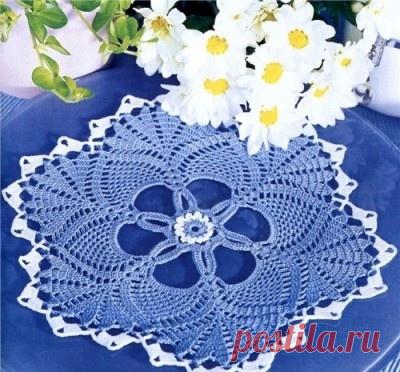 Двухцветная салфетка крючком. Схема. / Вязаные идеи, идеи для вязания