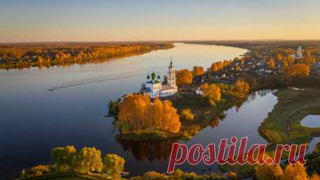Скачать обои осень, деревья, река, деревня, храм, Россия, Ярославская область, Алекс Римский, раздел пейзажи в разрешении 1920x1080