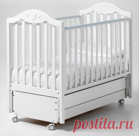 Детская кроватка Baby Italia Didi маятник cо стразами