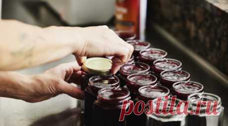 Диетолог Гридина: после термической обработки в варенье почти не остаётся витаминов. Диетолог онлайн-сервиса по управлению здоровьем Budu Наталия Гридина заявила в беседе с «Газетой.Ru», что фрукты и ягоды после длительной термической обработки лишаются большинства полезных свойств. Читать далее