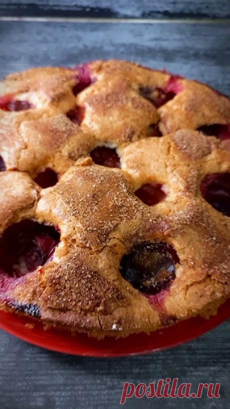 Предлагаю приготовить легендарный сливовый ПИРОГ по рецепту из американской газеты "Нью-Йорк таймс"ИНГРЕДИЕНТЫ:Сливы- 8-9шт.Яйца- 2шт.(комнатной t)Масло слив...