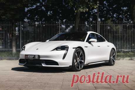 При выборе класса автомобиля для свадьбы важно учитывать целый ряд нюансов, чтобы этот элемент стал неотъемлемой частью успешного празднования. Кабриолет: открытый верх позволяет насладиться атмосферой открытого пространства, что прекрасно подходит для летнего сезона и тематических вечеринок. Класс автомобиля для свадьбы должен соответствовать стилю мероприятия, обеспечивать максимальный комфорт и радовать глаз. Грамотный подход к выбору транспорта создаст дополнительный повод гордиться событием