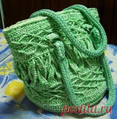 Вяжем сумочку крючком.