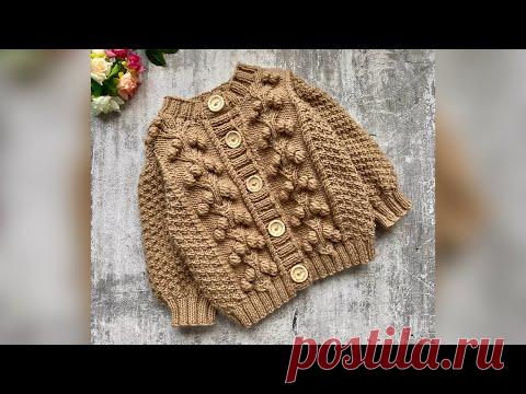 Вязаный детский кардиган спицами на возраст до 2 лет, подробный попетельный мастер-класс DIY