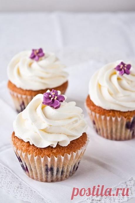 My recipe book - Черничные капкейки и Сахарные украшения своими руками