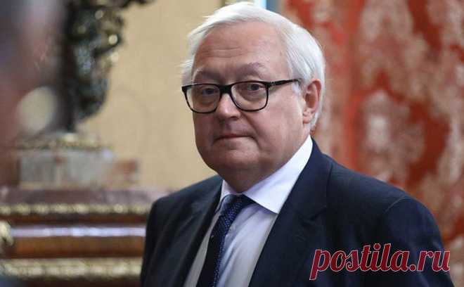 МИД увидел минимальный прогресс на переговорах с США в Стамбуле. Консультации представителей России и США в Стамбуле были деловыми, но по ключевым «темам-раздражителям» на встрече удалось добиться лишь минимального прогресса.