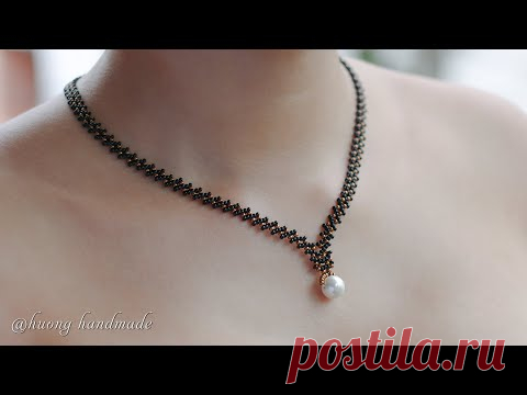 Easy to make beaded necklace with only seed beads for beginners