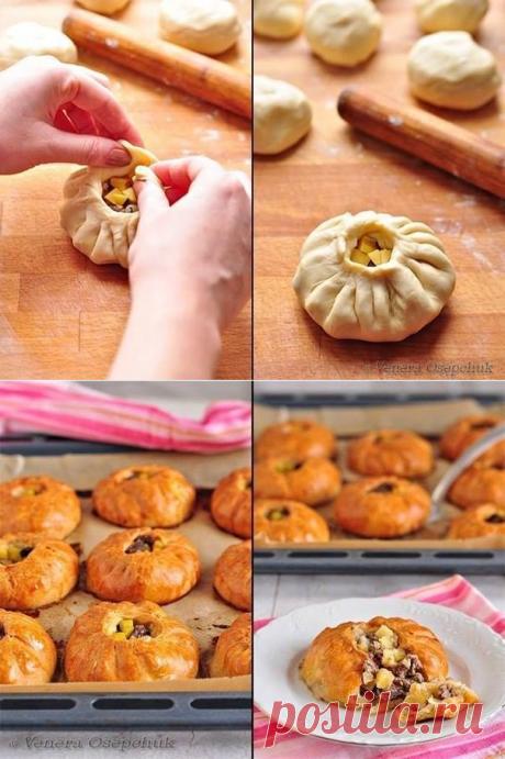 Вак балиш (маленькие пироги с мясом и картошкой).