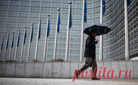 ЕС утвердил решение о действиях с прибылью от блокированных активов ЦБ. Совет Евросоюза утвердил постановление, согласно которому прибыль от российских блокированных активов в депозитариях должна фиксироваться и храниться отдельно, следует из сообщения на сайте Совета.