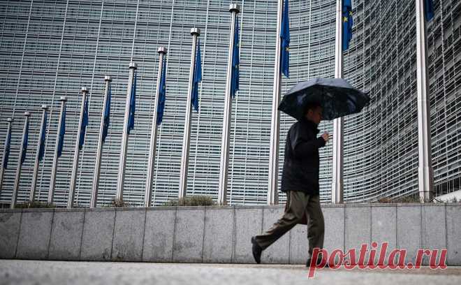 ЕС утвердил решение о действиях с прибылью от блокированных активов ЦБ. Совет Евросоюза утвердил постановление, согласно которому прибыль от российских блокированных активов в депозитариях должна фиксироваться и храниться отдельно, следует из сообщения на сайте Совета.