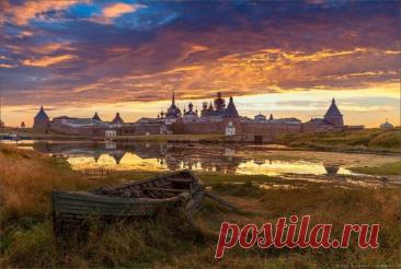 Соловецкий монастырь Русской Православной Церкви.