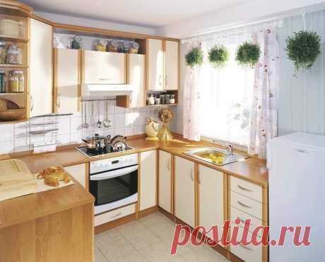 Интерьер небольшой кухни