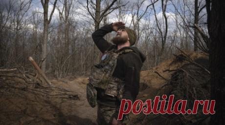 Журналист Боуз назвал плохой новостью для ВСУ применение ФАБ-3000 Россией. Ирландский журналист Чей Боуз считает, что для ВСУ будет плохой новостью применение военными России планирующей авиабомбы ФАБ-3000. Читать далее