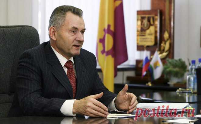 Умер экс-губернатор Кировской области Николай Шаклеин. Николай Шаклеин был депутатом Госдумы второго и третьего созывов, возглавлял Кировскую область с 2004 по 2009 год. Нынешний глава региона Александр Соколов сообщил о его смерти на 79-м году жизни после прололжительной болезни